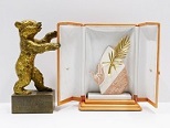 trophy xs